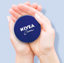 Beiersdorf hat entschieden, welche Agenturgruppe die globale Betreuung der Marke Nivea bernimmt (Foto: Screenshot / Beiersdorf)