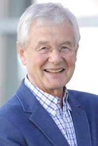 Prof. Dr. med. Frank Mader verkauft seine Marke 'Der Allgemeinarzt' an Universimed (Quelle: obs/Universimed)