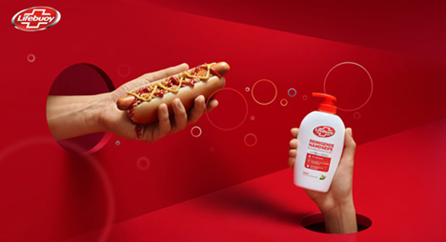 Die Seifenmarke Lifebuoy rckt in der europaweiten Launchkampagne die Hand-Hygiene in den Fokus (Foto: GGH MullenLowe)