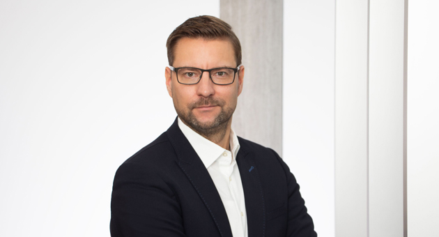 JOM-Prognose 2026: Kein Aufschwung in Sicht - Volker Neumann, Managing Director der JOM Group, erwartet für 2026 keine spürbare Erholung auf dem deutschen Werbemarkt – Foto: JOM