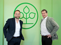 Pahnke-Geschftsfhrer Alexander Glck (l.) und Ottmar Walz, Geschftsfhrer Markt der AOK Plus wollen die Marke zusammen langfristig weiterentwickeln (Foto: Pahnke Group)