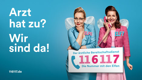 Serviceplan inszeniert die "Nummer mit den Elfen" für den ärztlichen Bereitschaftsdienst - Wann man die 116117 wählen muss, ist vielen Deutschen nicht bekannt. Mit einer bundesweiten Kampagne soll die Nummer des ärztlichen Bereitschaftsdienst bekannter werden (Foto: KBV)